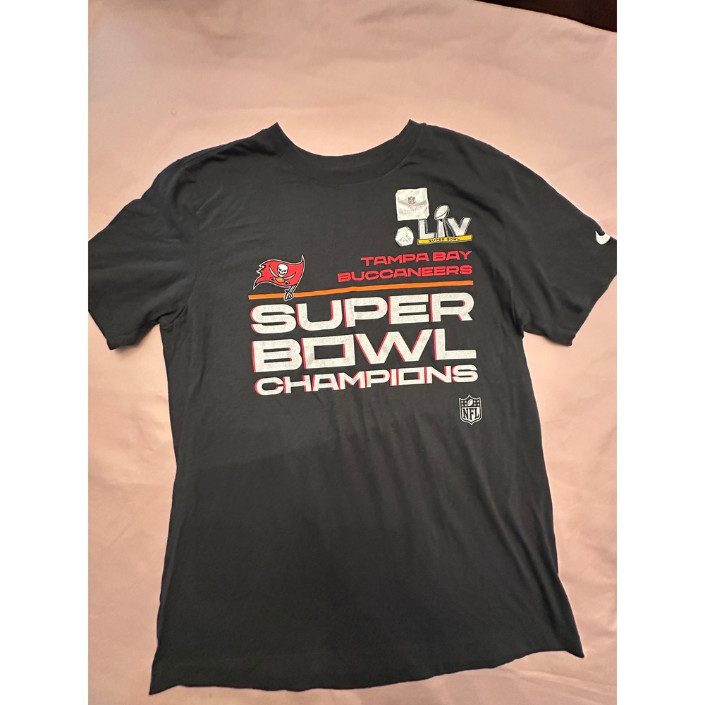 Nike Tampa Bay Buccaneers Super Bowl LV Champions T-Shirt Mens Medium Black